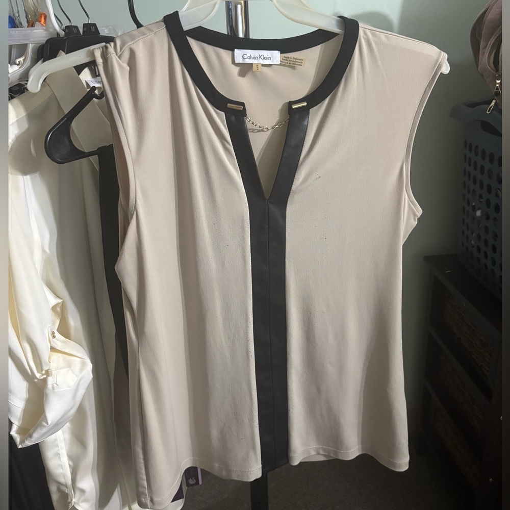 Calvin Klein Women's Beige and Black Blouse